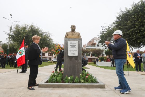 Surco rinde homenaje a Alberto Andrade e inaugura un nuevo parque con su nombre