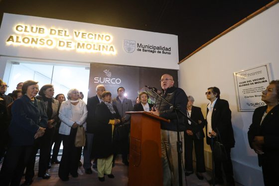 Alcalde Carlos Bruce inaugura el Club del Vecino y parque Alonso de Molina