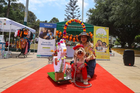 Más de 100 mascotas lucieron sus creativos disfraces en el evento “Petween”