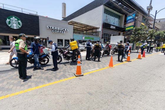 Municipalidad de Santiago de Surco impone más de 355 papeletas a conductores de motos delivery por no contar con registro para circular