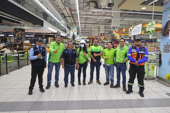 “Navidad Segura 2024”: Surco refuerza la protección en centros comerciales y mercados