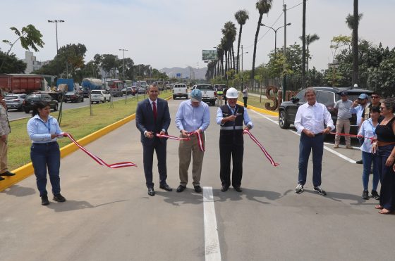 Alcaldes de Lima y Surco inauguraron nueva vía auxiliar de la Panamericana Sur que reducirá el tráfico en la zona